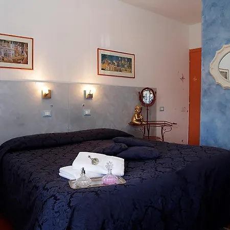 Konukevi A Casa Di Marcella Pisa